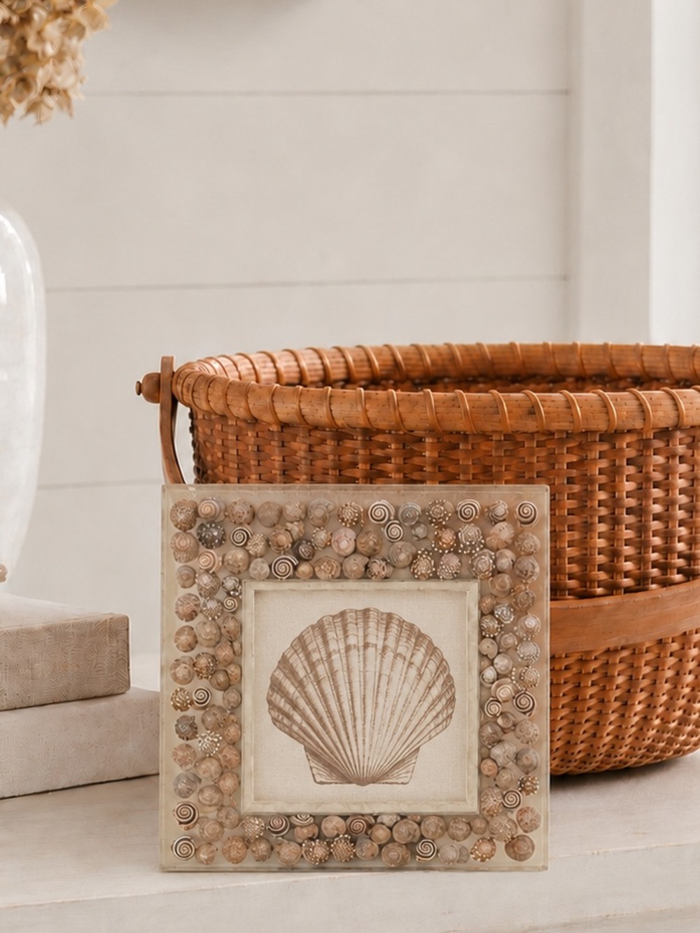 Seashell Acrylic Picture Frame 🐚 - Picture 3 of 12
